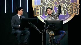 謝和弦上《賀瓏夜夜秀》節目。（圖／薩泰爾娛樂提供）