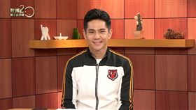 祖雄自稱「證照魔人」，橫跨各專業領域。（圖／年代提供）