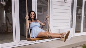 可可曾與46個國家男性激戰，透過這種方法，達成自己環遊世界的目標，且用「收集國旗」的方式來計算。（圖／翻攝自IG＠Cocosinstaworld）

