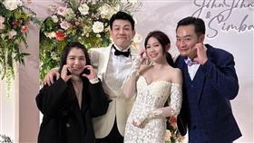 林佑星（右起）分享曾智希、陳志強送客時的合照。（圖／翻攝自林佑星臉書）