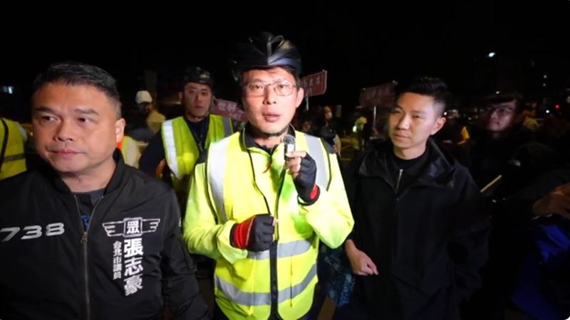 一日北高沒柯　國昌：看守所出發很有意義