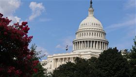 美國國會大廈美國眾議院「中國週」12日落幕，這4天連番通過多項涉及中國或台灣的法案，包括支持台灣全面參與世衛的修正案。圖為美國國會大廈。中央社記者鍾佑貞華盛頓攝 113年9月13日