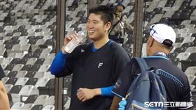 ▲日本火腿隊台灣投手古林睿煬，因為傷勢無法出賽。（圖／記者張沛嘉攝影）