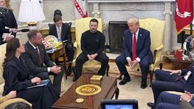 勿再用）烏克蘭總統澤倫斯基在白宮會晤美國總統川普時發生爭執（圖／美聯社／達志影像）