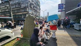 全聯進駐文化大學，師生嗨翻：根本大學生天堂。(圖/翻攝threads)