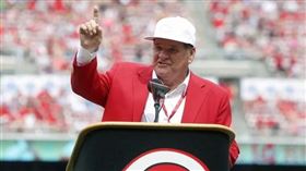 羅斯雖然因涉賭爭議被終生禁賽，紅人在2017年還是為這位隊史傳奇建立雕像。 （圖／路透社／達志）