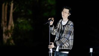 方大同病逝　專輯藏玄機：像失能受限身體