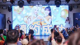 ▲PS女孩韓籍啦啦隊員李丹妃、邊荷律確定續約。（圖／宏將多利安提供）