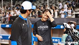 ▲火腿交流賽，高國輝、清宮幸太郎賽前受訪。（圖／記者劉彥池攝影）