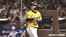 ▲火腿交流賽，中信兄弟游擊手江坤宇遭到三振。（圖／記者劉彥池攝影）