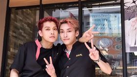 被問合拍BL劇？洪暐（右）秒拒絕何集美（圖／焦糖楓提供）