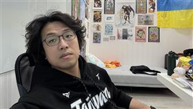 沈伯洋回擊，「再說一次啦，找到我台灣或美國的房子，我就辭職，沒有的話，造謠的傅崐萁、林沛祥就辭職。不難吧？造謠要負責任吧？」（圖／翻攝自沈伯洋臉書）