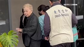 佩琪再看柯1200。柯媽媽。