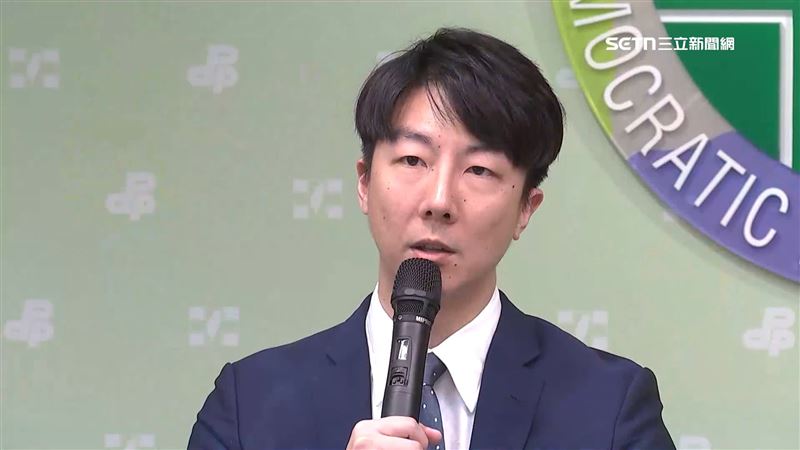 針對民眾黨主席黃國昌發文批評民進黨宣講活動把人民當作「人頭」。對此，民進黨發言人吳崢反擊黃國昌才是傅崐萁的人頭。（圖／資料照）