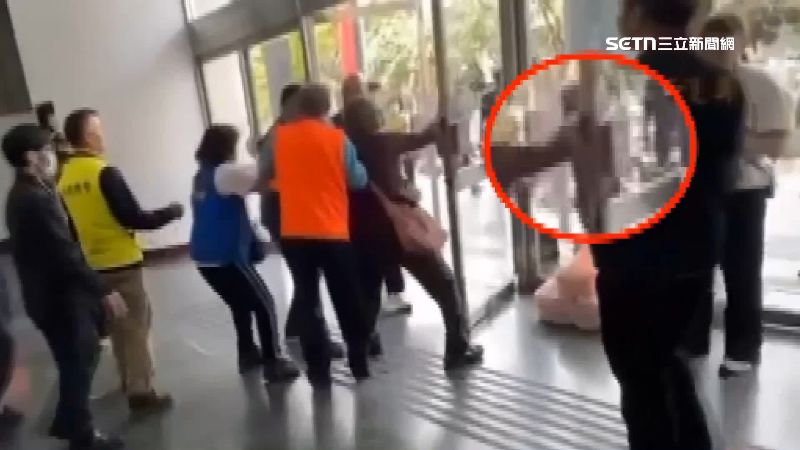 葉春蓮遭趕！學生想落淚…批傅崐萁踩底線