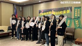 ▲民進黨立委范雲等立委出席11大優先法案發布記者會（圖／記者詹宜庭攝影）