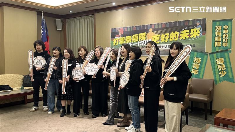 綠委提11大優先法案！立委赴中納管入列