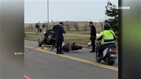 南寮漁港風箏亂飛！重機騎士疑勾線摔車