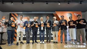 ▲高志綱推出新書《綱綱好的堅持》。（圖／記者黃耿誼攝影）