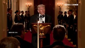 健康亮紅燈 網瘋傳川普內八