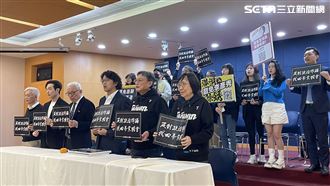 八炯轟藍！閩南狼：同情楊智伃哭的就是你