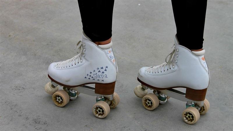 少年溜滑輪拒穿護具摔斷腿　家長求償76萬