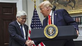 台積電董事長魏哲家與美國總統川普3日會面，宣布台積電在美投資計劃。美聯社