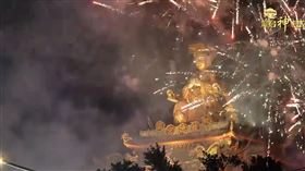 ▲起駕高空煙火絢爛。（圖／寶島神很大）