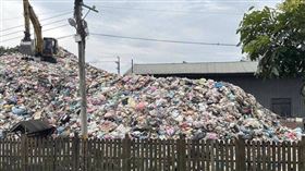 母失兒64萬救命錢　清潔工24噸垃圾中找回