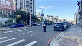 台中,行人,取締,警方（圖／資料照）