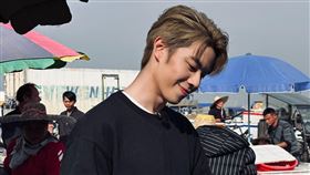 林正峰憑藉《新聞女王》中暖男「王偉」一角成功走紅。（圖／翻攝自微博）