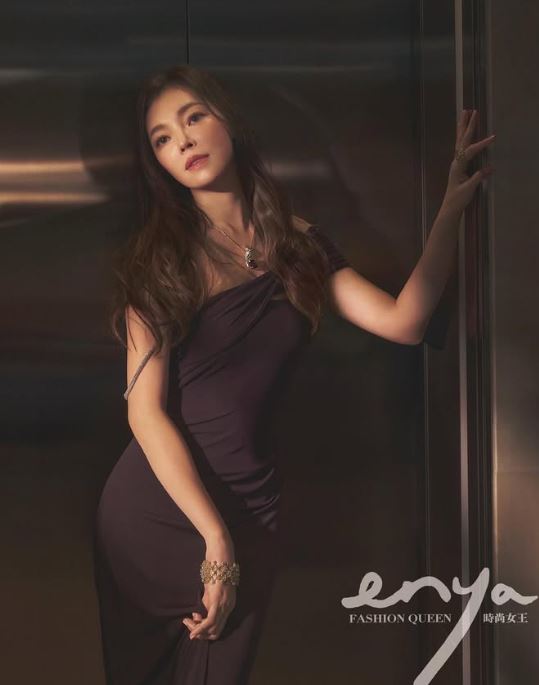 曾馨瑩揭密郭董教育方針：比起成績，我更在意「誠實、尊重、對自己負責」 。（圖／翻攝自曾馨瑩IG）