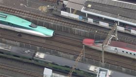 日本東北新幹線在今（6）日上午行駛期間，驚傳發生列車連結處脫鉤分離事故，導致新幹線緊急停駛，並造成其他新幹線部分區間段暫停行駛。（圖擷取自@livedoornews 社群平台「X」）