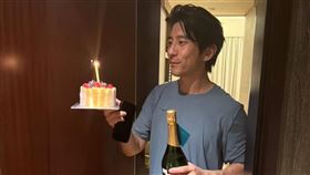 修杰楷迎42歲生日。（圖／翻攝自修杰楷IG）