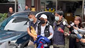 小阿俊今（7）日上午9時許，遭警方移送新北檢複訊。（圖／翻攝畫面）