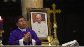 教宗方濟各住院（圖／路透社／達志影像）