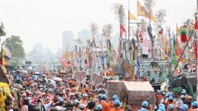 ▲海巡船隻有美麗的布條與鮮花裝飾。（圖／翻攝自國家文化資產網）