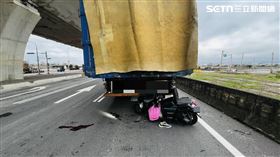 台61,死亡車禍,追撞,大貨車,騎士,苗栗（圖／翻攝畫面）