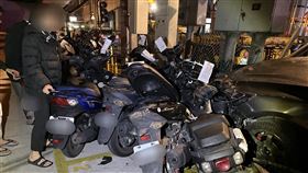 少年,中和,烘爐地,偷開車,失控,撞機車,景平路,新北,