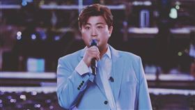 ▲金浩中撞到計程車卻肇事逃逸。（圖／翻攝自金浩中Instagram）