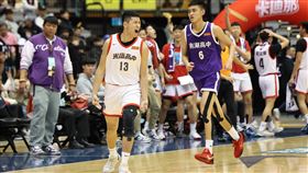 陳相榮板凳出發豪取26分搶下MVP。（圖／高中體總提供）