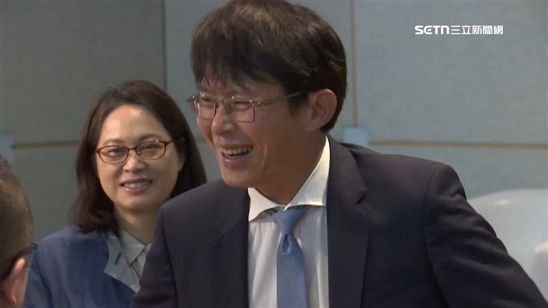 昌拜會盧、合體童子賢 他:切割柯文哲路線