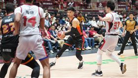 獵鷹「台鋼魔獸」謝宗融轟下17分刷新個人單場得分新高。（圖／台南台鋼獵鷹提供）