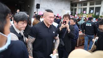 館長喊柯爸告別式是主場！他：人家辦喪事