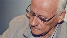 退休外科醫師史庫爾內克（Joël Le Scouarnec），涉嫌於1989年至2014年間，性侵或性虐299名兒童，受害者平均只有11歲。翻攝自Sky News的X帳號
