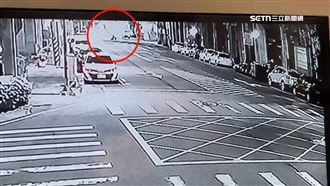獨／撞醫大生畫面曝光　男險又撞另1騎士