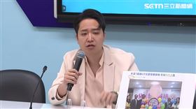 ▲羅廷瑋召開記者會稱「今天早上有許多跳樑小丑甚至有許多的攻擊抹黑，終於點名到我了，我直球對決！」