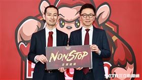 ▲樂天桃猿開季記者會，副董事長暨執行長牧野幸輝、領隊川田喜則。（圖／記者劉彥池攝影）