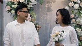 鳥屎宣布結婚。（圖／翻攝自IG）