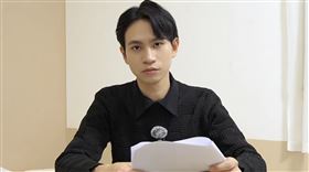 Andy拍片控訴家寧一家人。（圖／翻攝自YT）